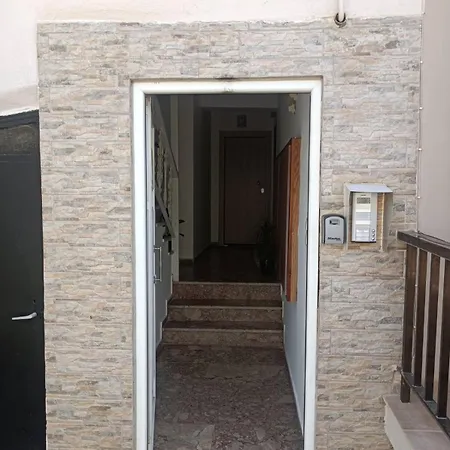 Giovanni's Apartmán Parigoria